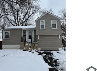 2915 Ridgeway Ave, Saint Louis, MO 63114