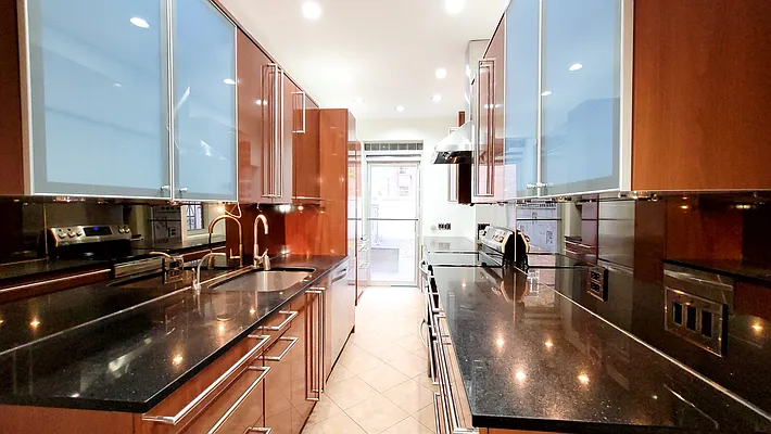 Rented by Mallan Real Estate Inc | media 14