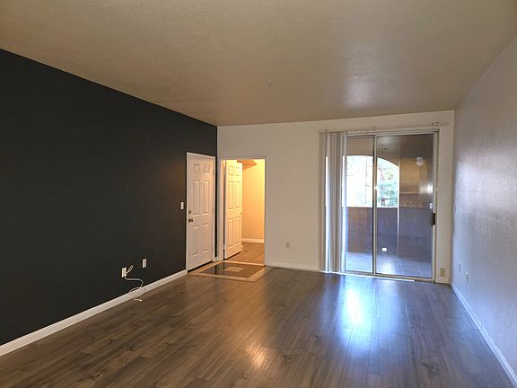 5th image of 24909 Madison Ave Unit 2921