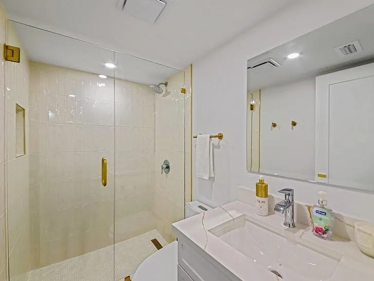 765 Jeffery St #1-101 — Photo 20