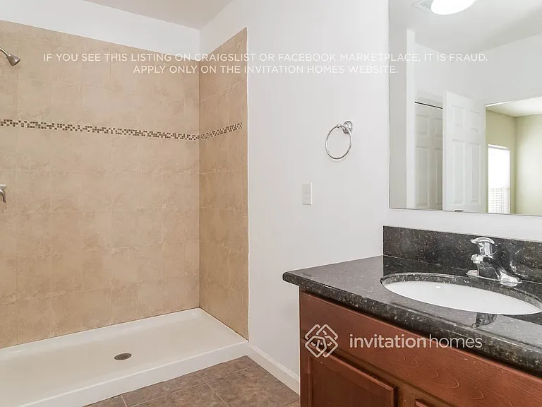 1455 Litchfield Dr — Photo 16