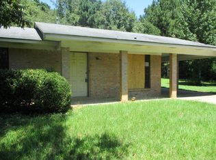 1380 Hillsboro Vfw Rd, Forest, MS 39074