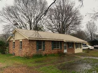 127 James St, Greenwood, MS 38930