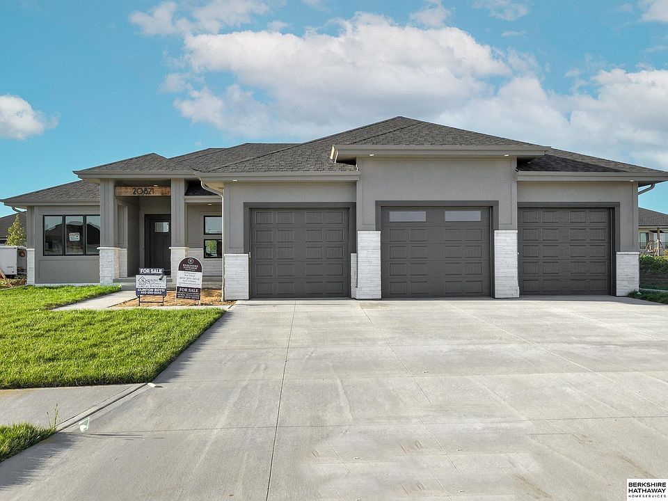 1st image of 10203 S 191st Ave