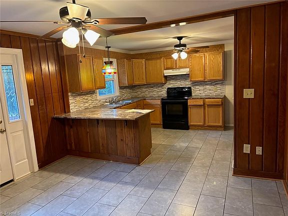 2nd image of 3972 Transou Rd