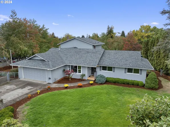 30252 SE Bluff Rd, Gresham, OR 97080