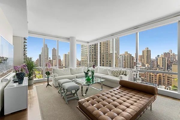 Rented by Edward Seisdedos, LREB | media 10