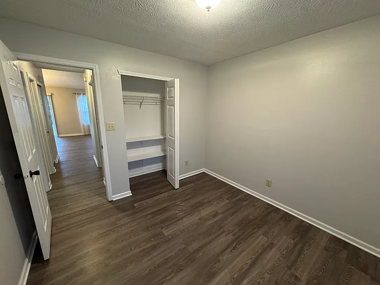 6947 Raritan Dr — Photo 11
