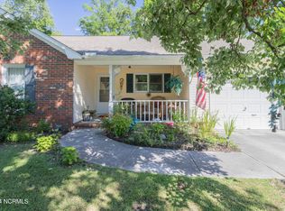 162 Raintree Cir, Jacksonville, NC 28540