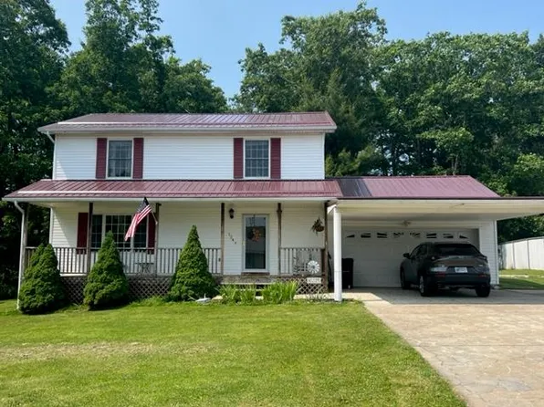 124 Leona St, Cool Ridge, WV 25825