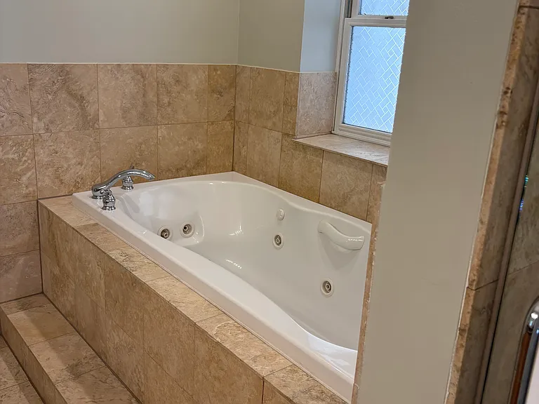 2020 N Honore St #1 — Photo 8