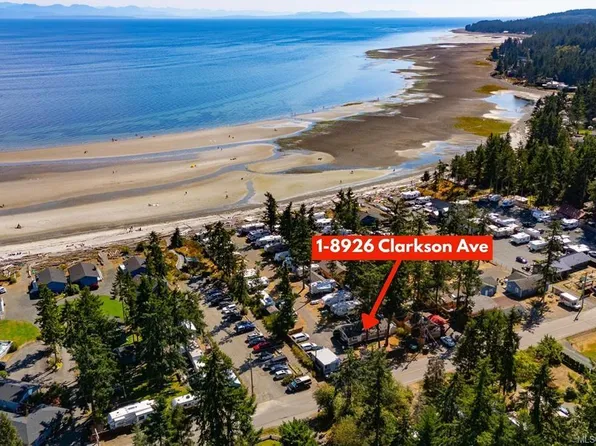 8926 Clarkson Ave #1, Comox Valley, BC V9J 1B1