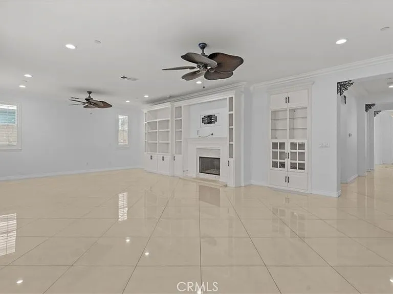 5448 Turin Way — Photo 3