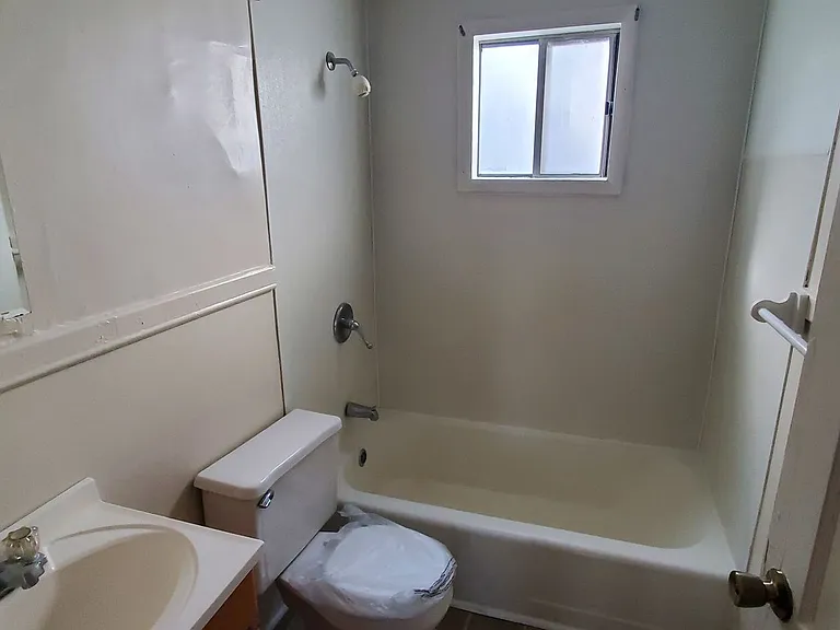 1028 Willowbrook Dr — Photo 6