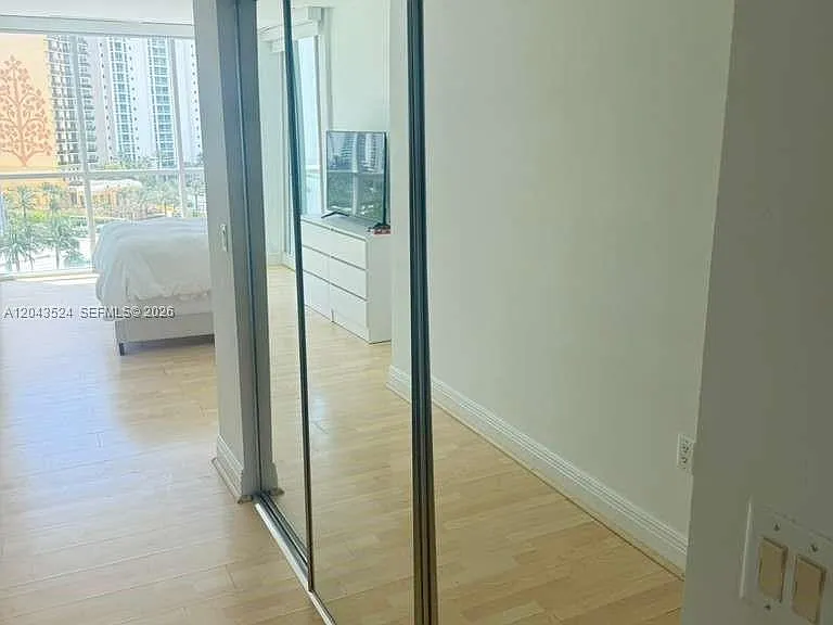 16400 Collins Ave #942 — Photo 11