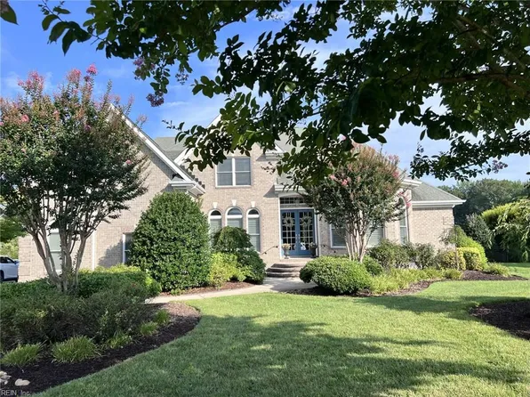 3069 Heron Ridge Dr, Virginia Beach, VA 23456