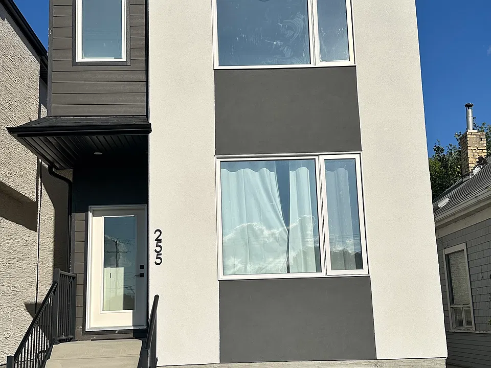 255 Ferry Rd