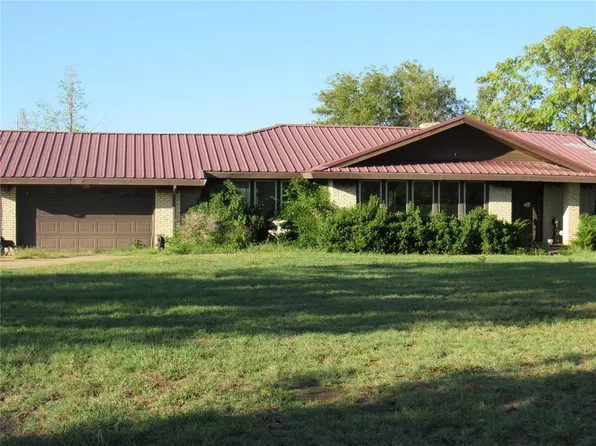 37304 Lake Rd, Shawnee, OK 74801