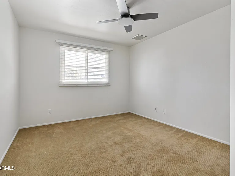 1617 E Alameda Dr — Photo 9