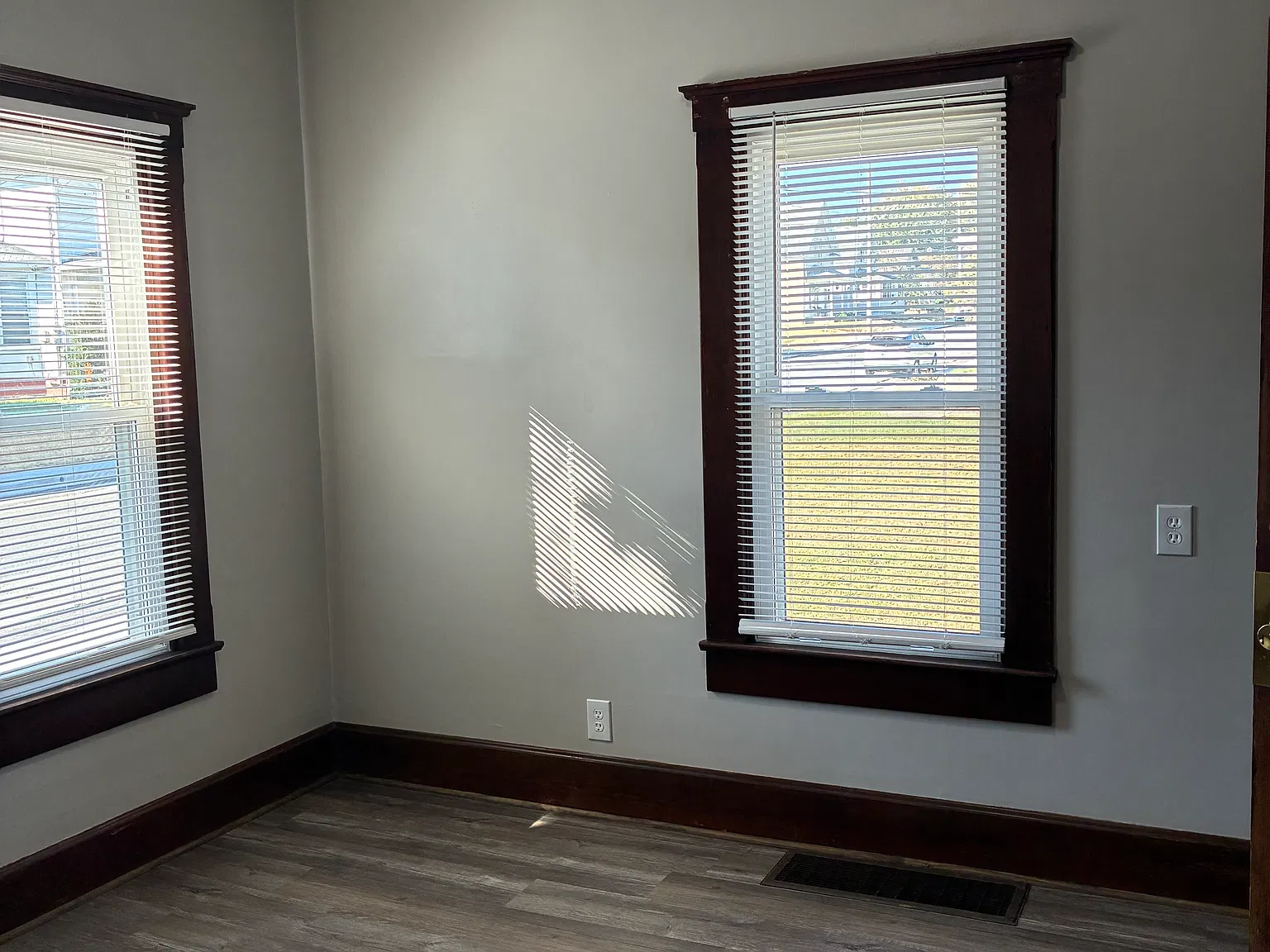 2 bed, 904 sqft, $1,150 — Photo 3