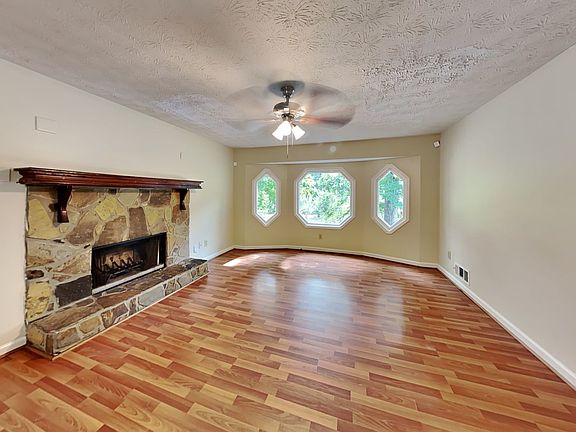 5th image of 3009 Ashly Woods Dr