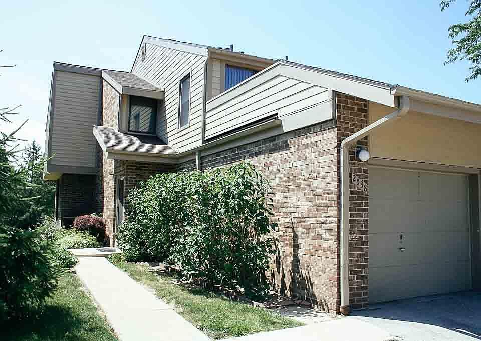 1st image of 2538 W Parnell Ave #1