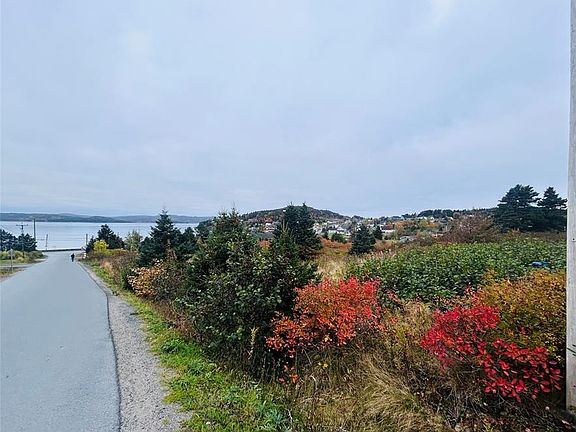 2nd image of 5 Hill Road
