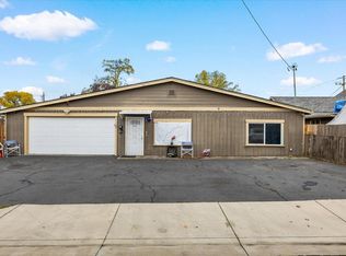 340 Freeman Rd, Central Point, OR 97502