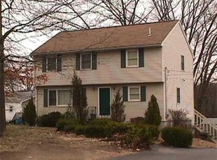 938 Riverside Dr, Methuen, MA 01844