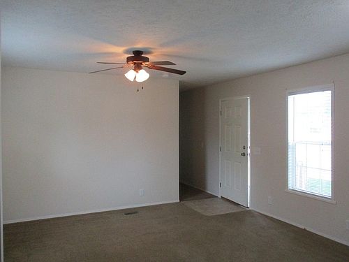 3rd image of 151 Marlene Ct