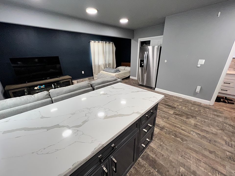 1st image of 3104 Brandywine Dr #2