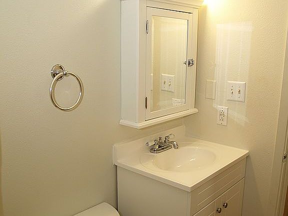 full bath 2