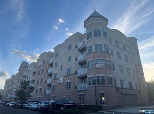 1308 Windsor Park Ct, Englewood, NJ