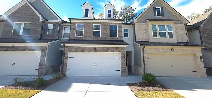 3 bed, 2.5 bath, 1836 sqft, $2,395 — Photo 1