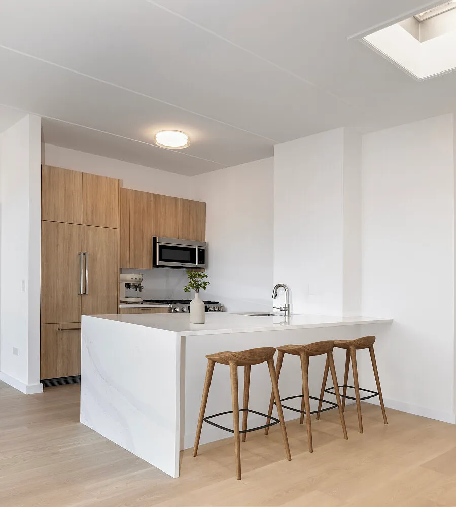 301 Elizabeth Street — Photo 3
