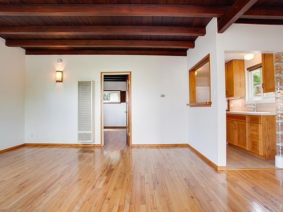 5th image of 2454 7th St APT A