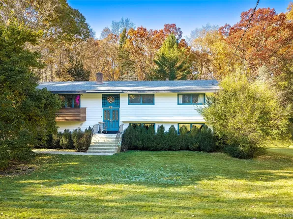 45 San Souci Drive, Pawling, NY 12564