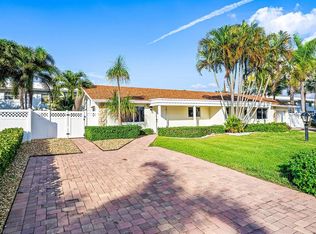 17 Fayette Dr, Ocean Ridge, FL 33435