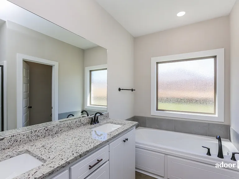 137 Shelby Mae Cir — Photo 8