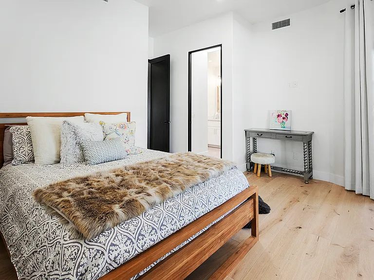 6718 E San Juan Ave — Photo 35
