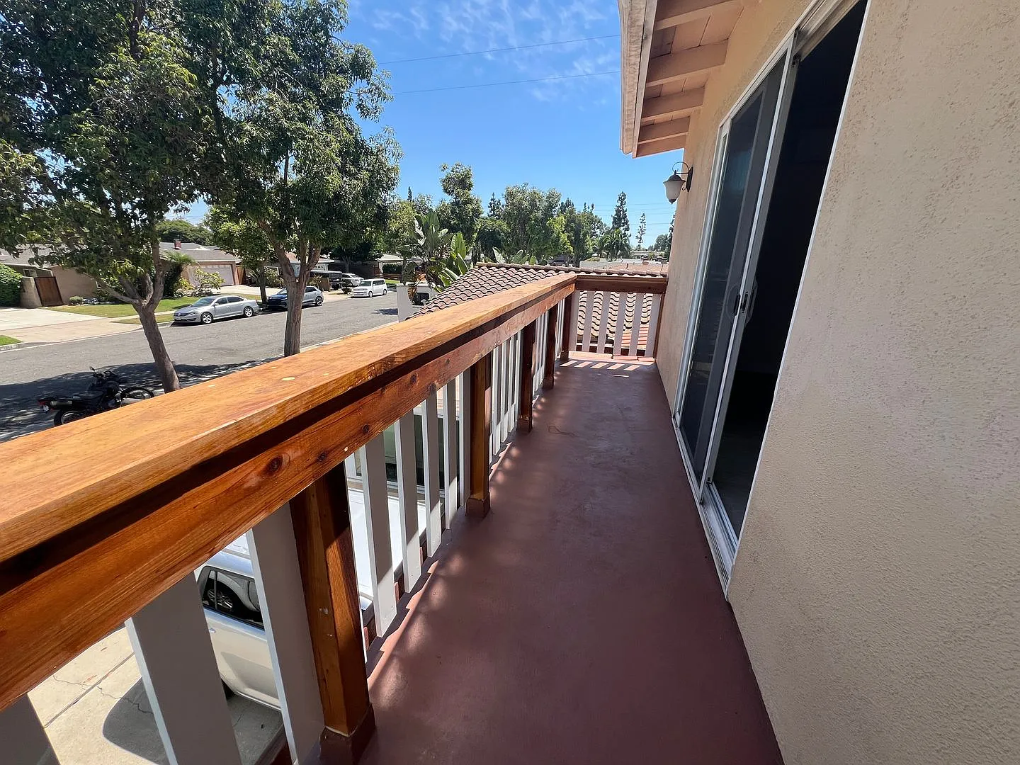 Carriage Unit on a Cul de Sac with pool access — Photo 2
