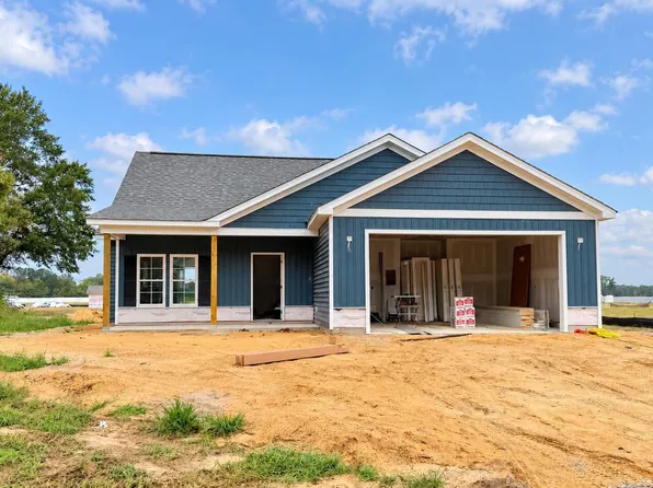 205 Vineyard Drive, La Grange, NC 28551