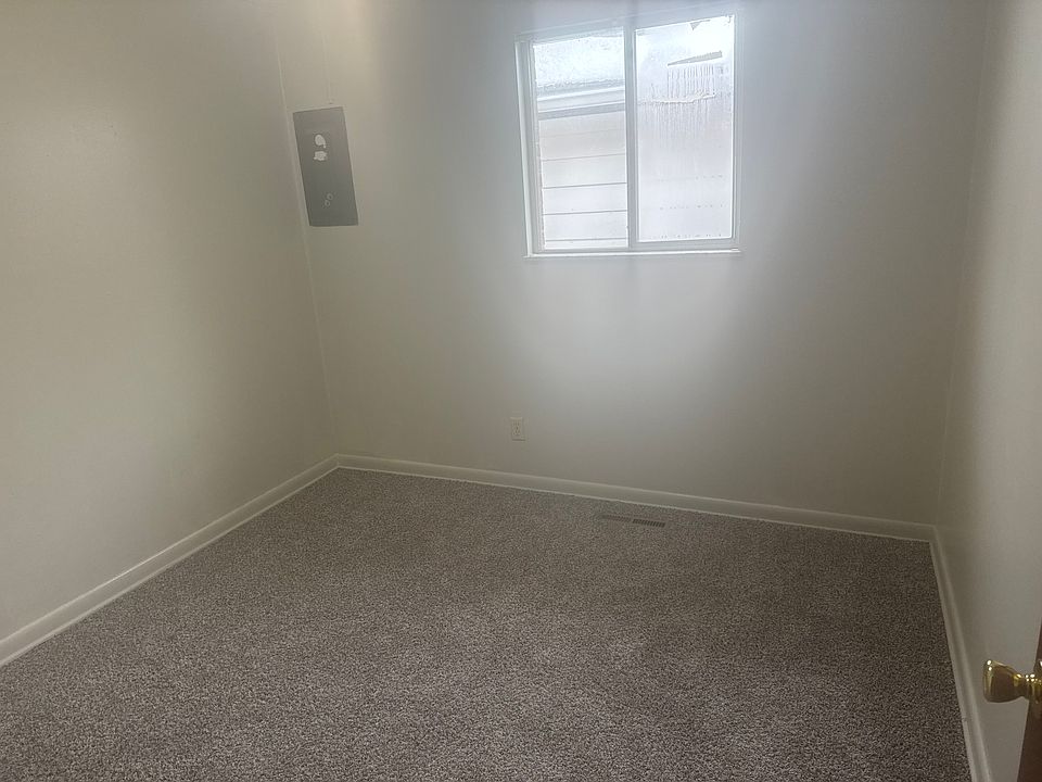 2nd image of 210 W Church St APT 5