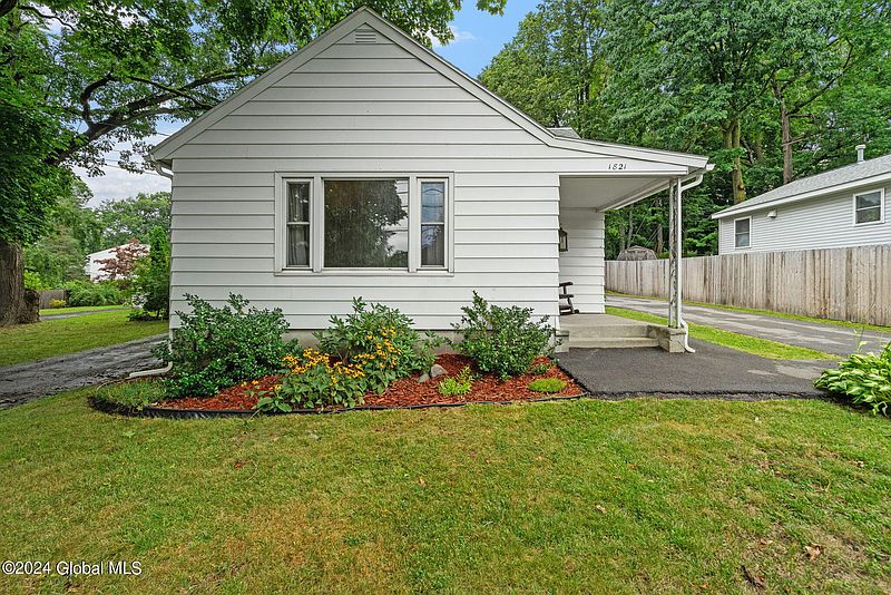 2nd image of 1821 Nott Street