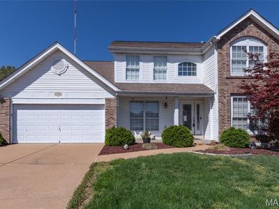 5425 Tesson Parc Ct, Saint Louis, MO, 63128