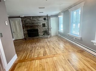 104 E Main St #1, Conway, NH 03818