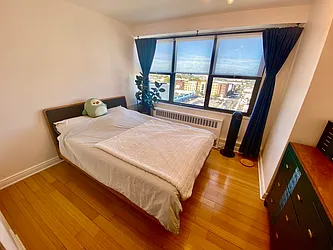 500 Central Avenue, #1115