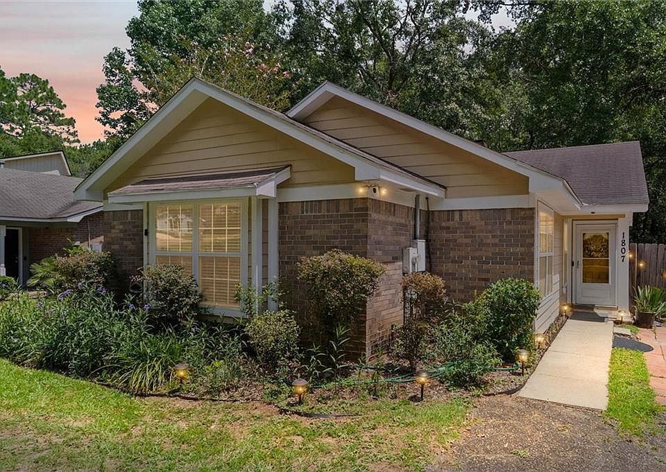 1st image of 1807 Spring Brook Ct