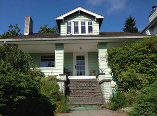 5001 36th Ave NE, Seattle, WA 98105