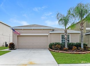 10923 Rainbow Pyrite Dr, Wimauma, FL 33598